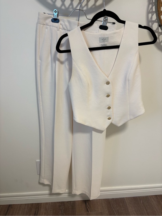 Aritzia Pants - Aritzia Effortless pant & Tailored Vest Set in light birch